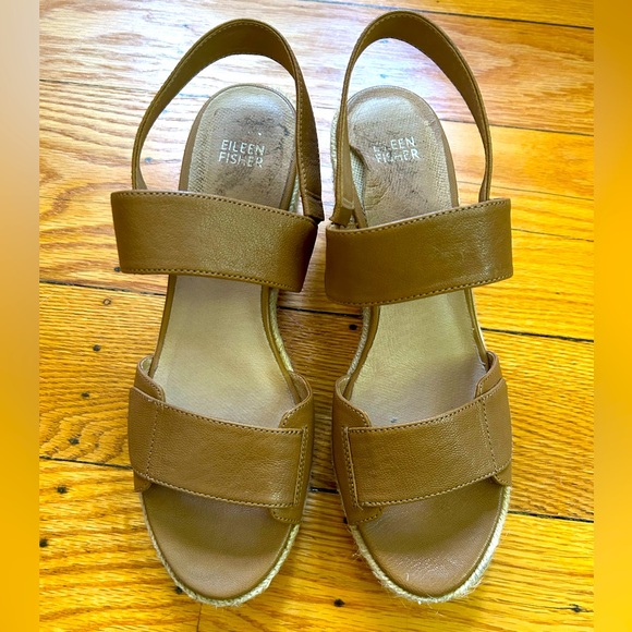 eileen fisher | winnie espadrille wedge sandal - chestnut leather - Picture 5 of 8